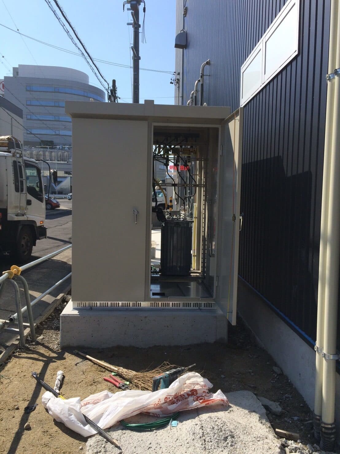 高圧受電設備メンテナンス | 名古屋市名東区の電気工事ならアップライズ